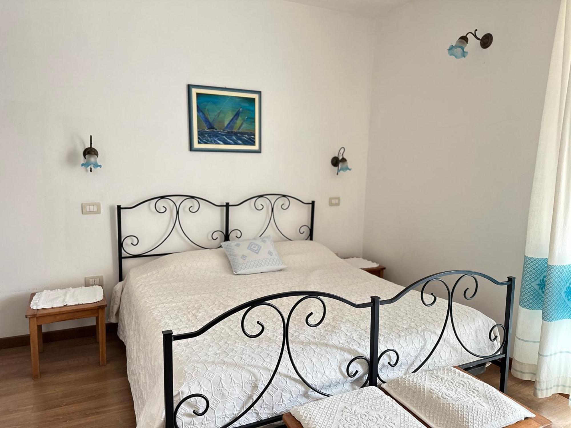 B&B Tre - Rooms & Relax Oristano Buitenkant foto