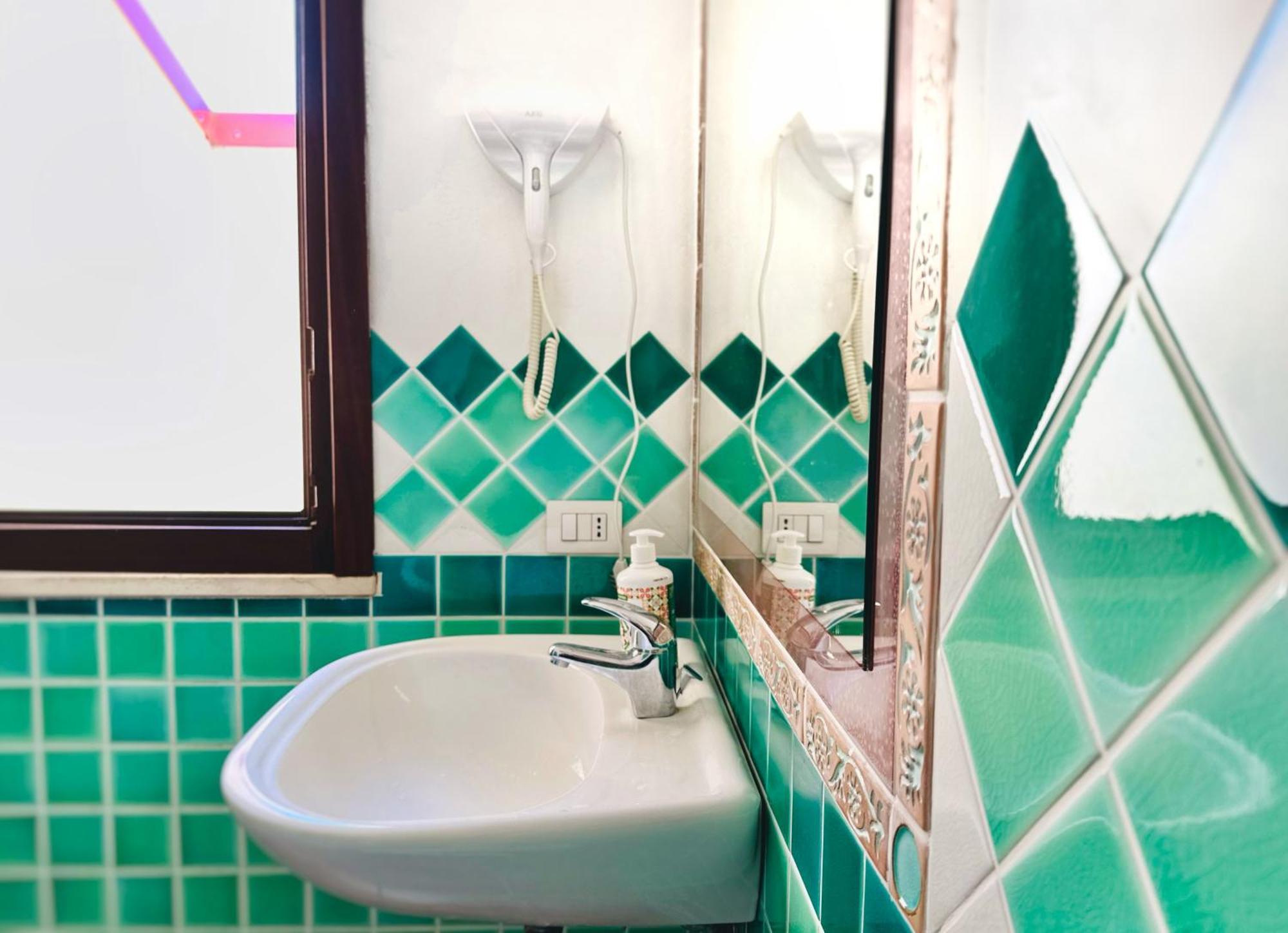 B&B Tre - Rooms & Relax Oristano Buitenkant foto